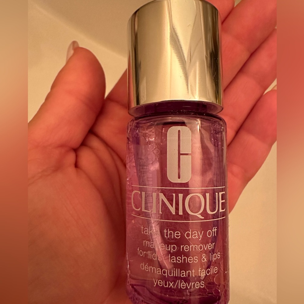 Clinique take the day off *NWOB*